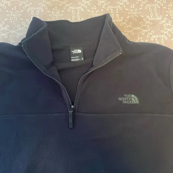The North Face Men’s black fleece 1/4 zip size XL - Picture 4 of 9